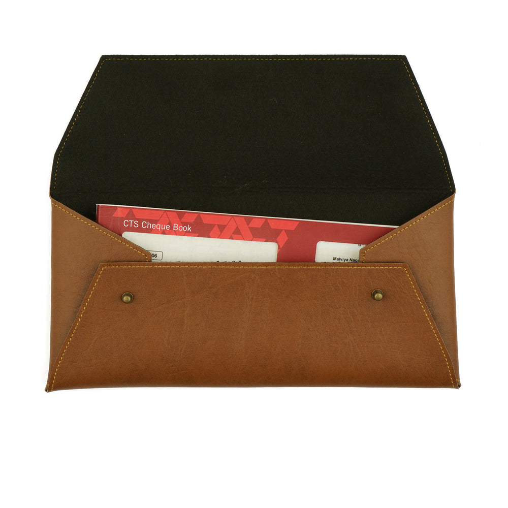Tan Banking Folder - The Junket
